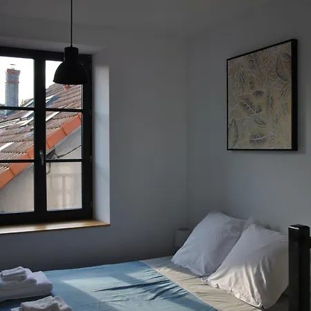 T2 Duplex Avec Terrasse Au Bord Du Clain Apartmán Poitiers