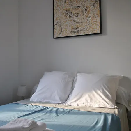 Appartement T2 Duplex Avec Terrasse Au Bord Du Clain